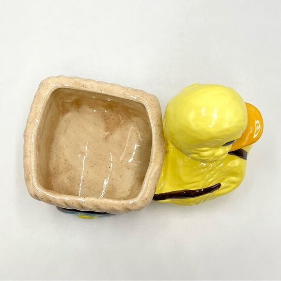 Vintage Ceramic Planter Yellow Duck Pulling Wicker Cart Blue Flower Daisy Wheels - Picture 6 of 11